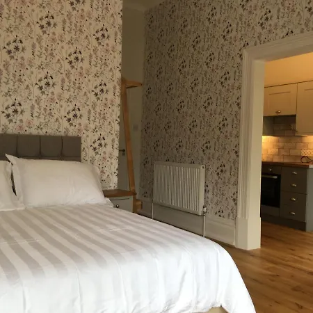 Delightfully Stylish Studio For 2 In بيت للعطل يورك