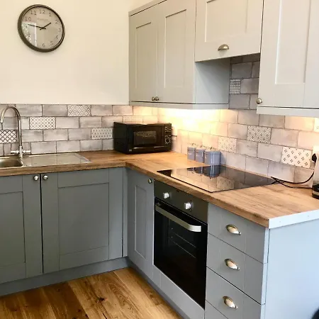 Delightfully Stylish Studio For 2 In York