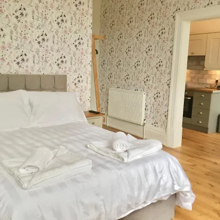 Delightfully Stylish Studio For 2 In Tatil Evi *